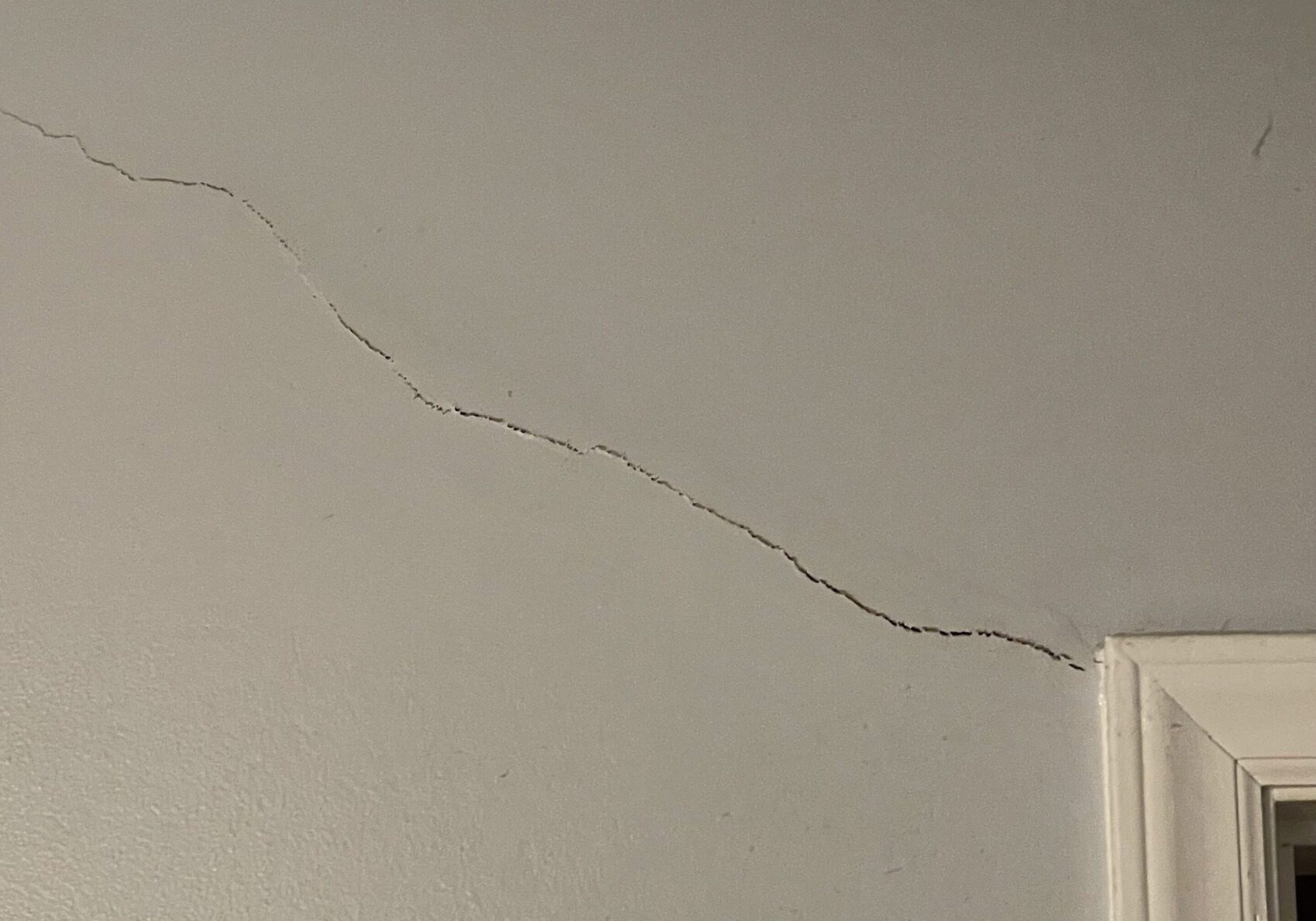 Drywall Cracking