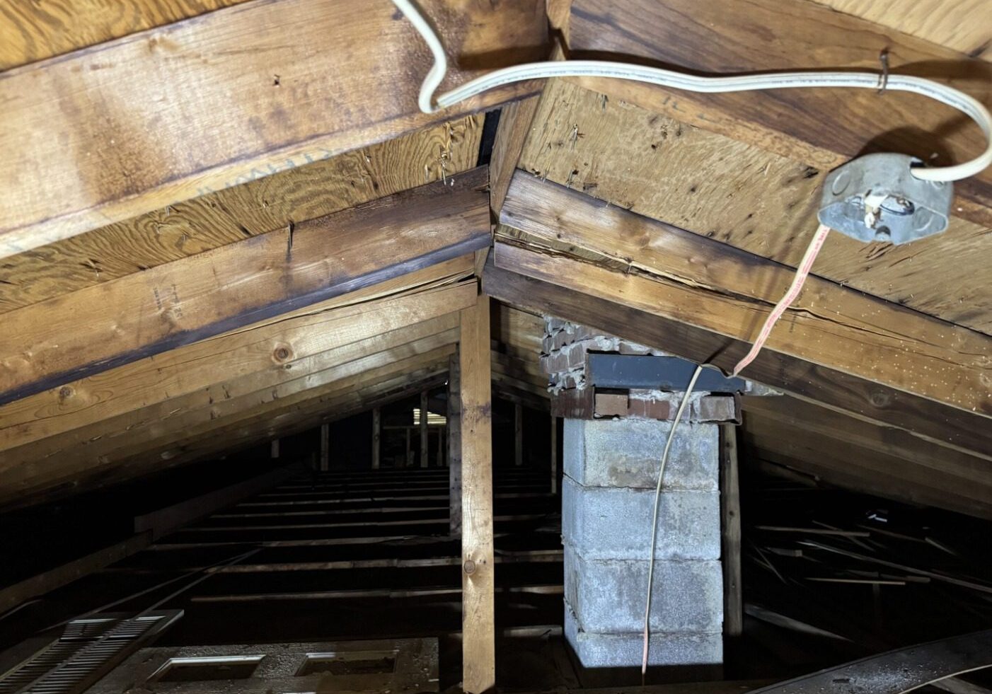  Split/Damaged Roof Rafters